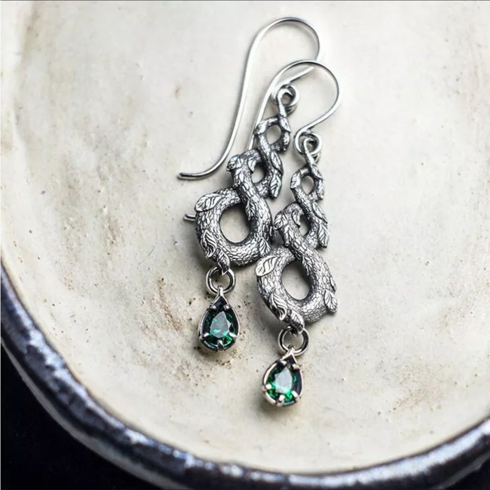 💋Antique Silver Twisted Etched Hook Drop Earrings